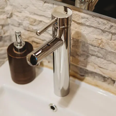 4 Bedroom Old Town - 3 Bathrooms *