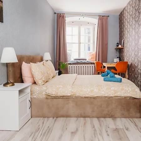 4 Bedroom Old Town - 3 Bathrooms * Tallinn