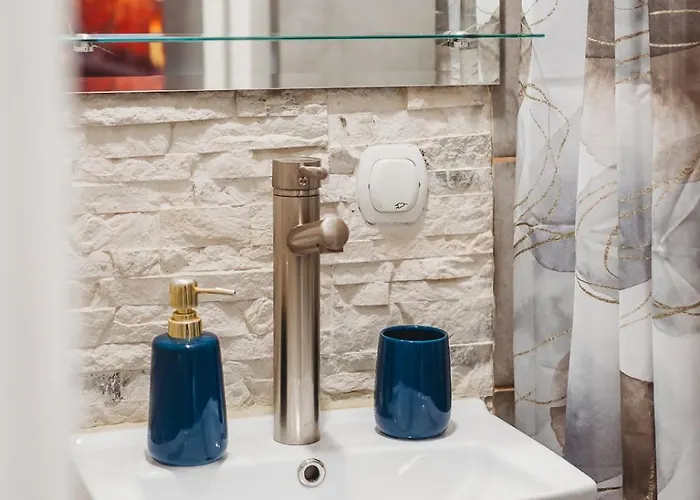 4 Bedroom Old Town - 3 Bathrooms Apartament *