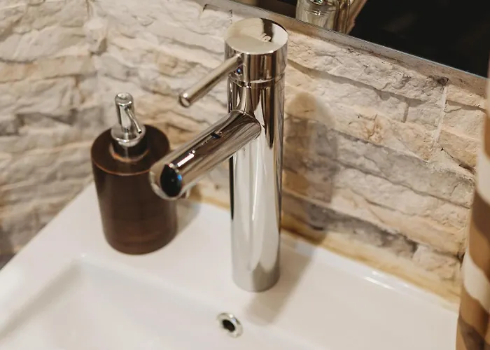 4 Bedroom Old Town - 3 Bathrooms *