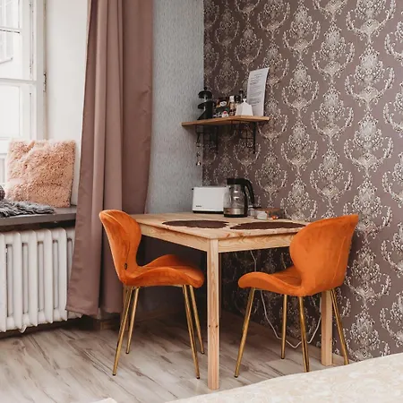 4 Bedroom Old Town - 3 Bathrooms דירה